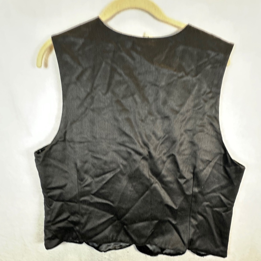 TanTrums Vintage Black Velvet Floral Embroidered Vest Red Rose Large - Picture 2 of 9